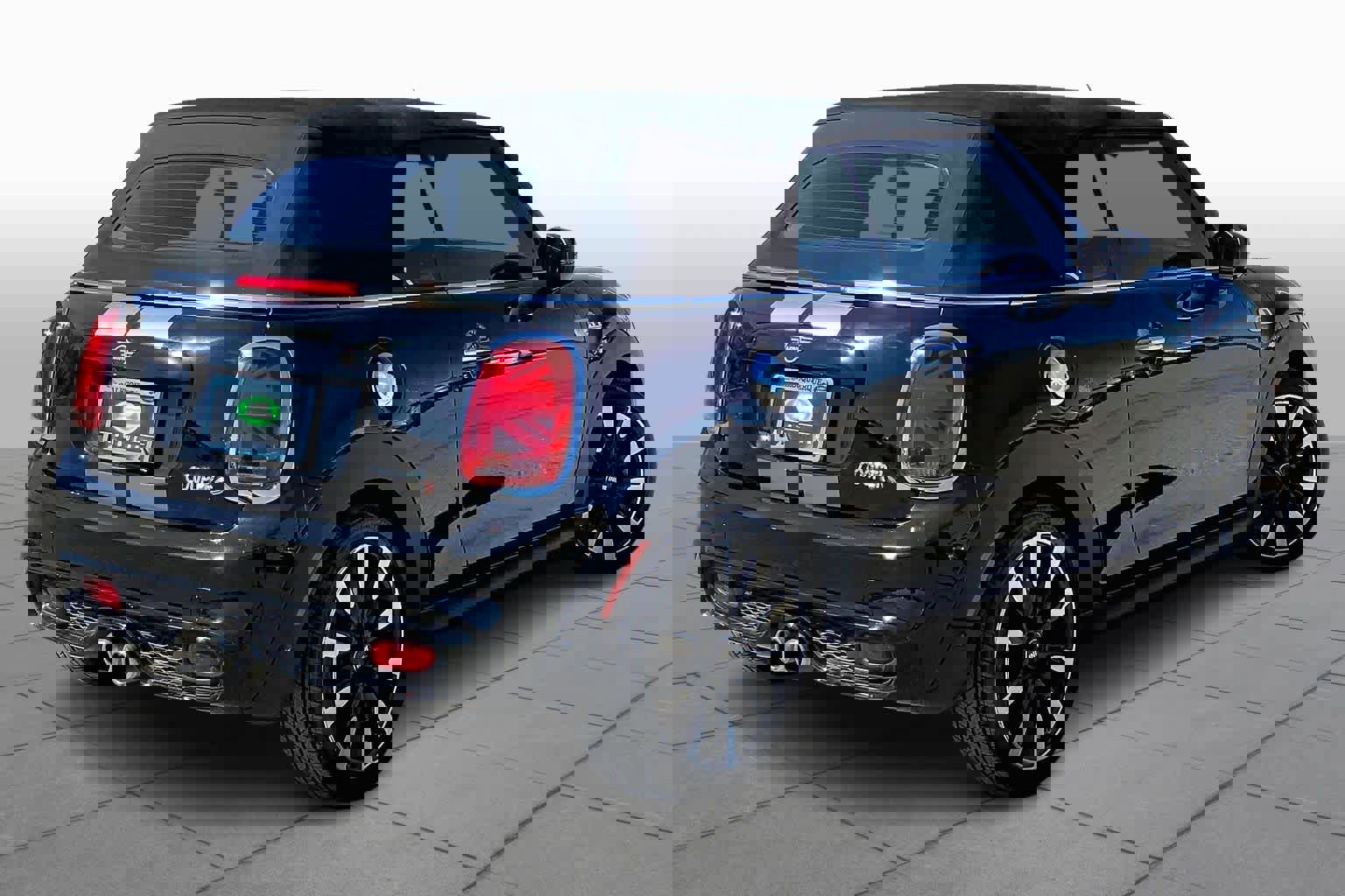 Used 2021 MINI Cooper S image 11