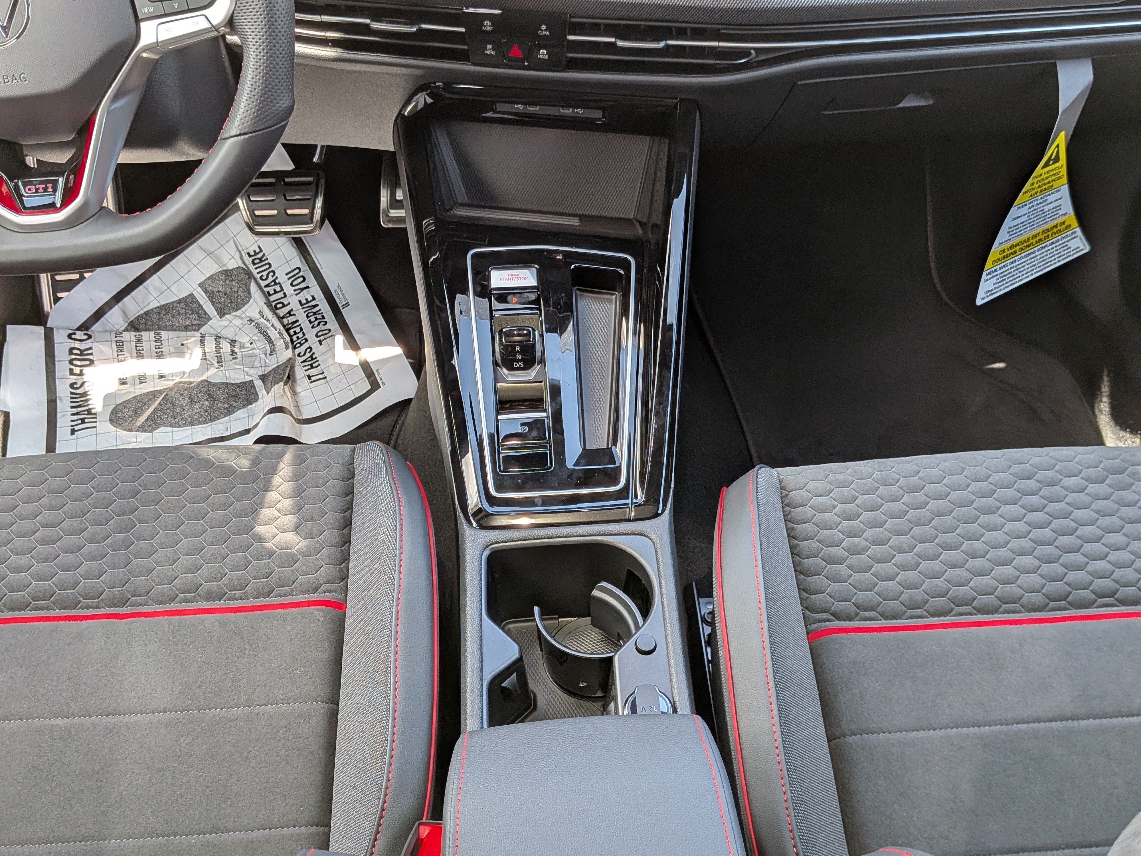 New 2026 Volkswagen GTI SE FWD image 18