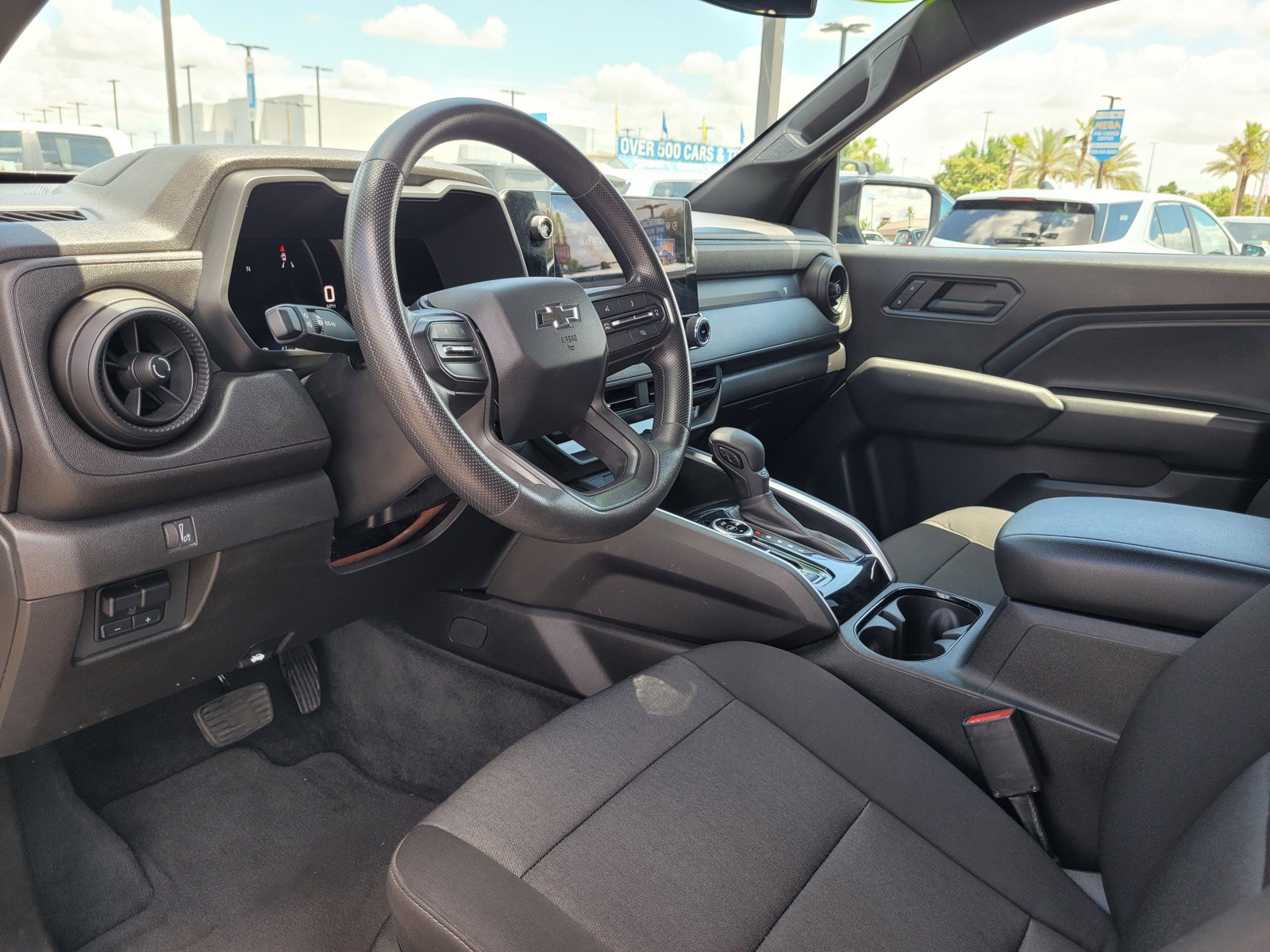 Used 2023 Chevrolet Colorado Trail Boss w/ Advanced Trailering Package AWD/4WD image 9