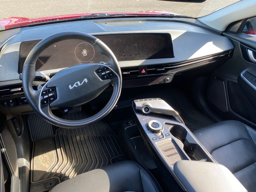 Used 2022 Kia EV6 Wind w/ Wind Technology Package AWD/4WD image 12