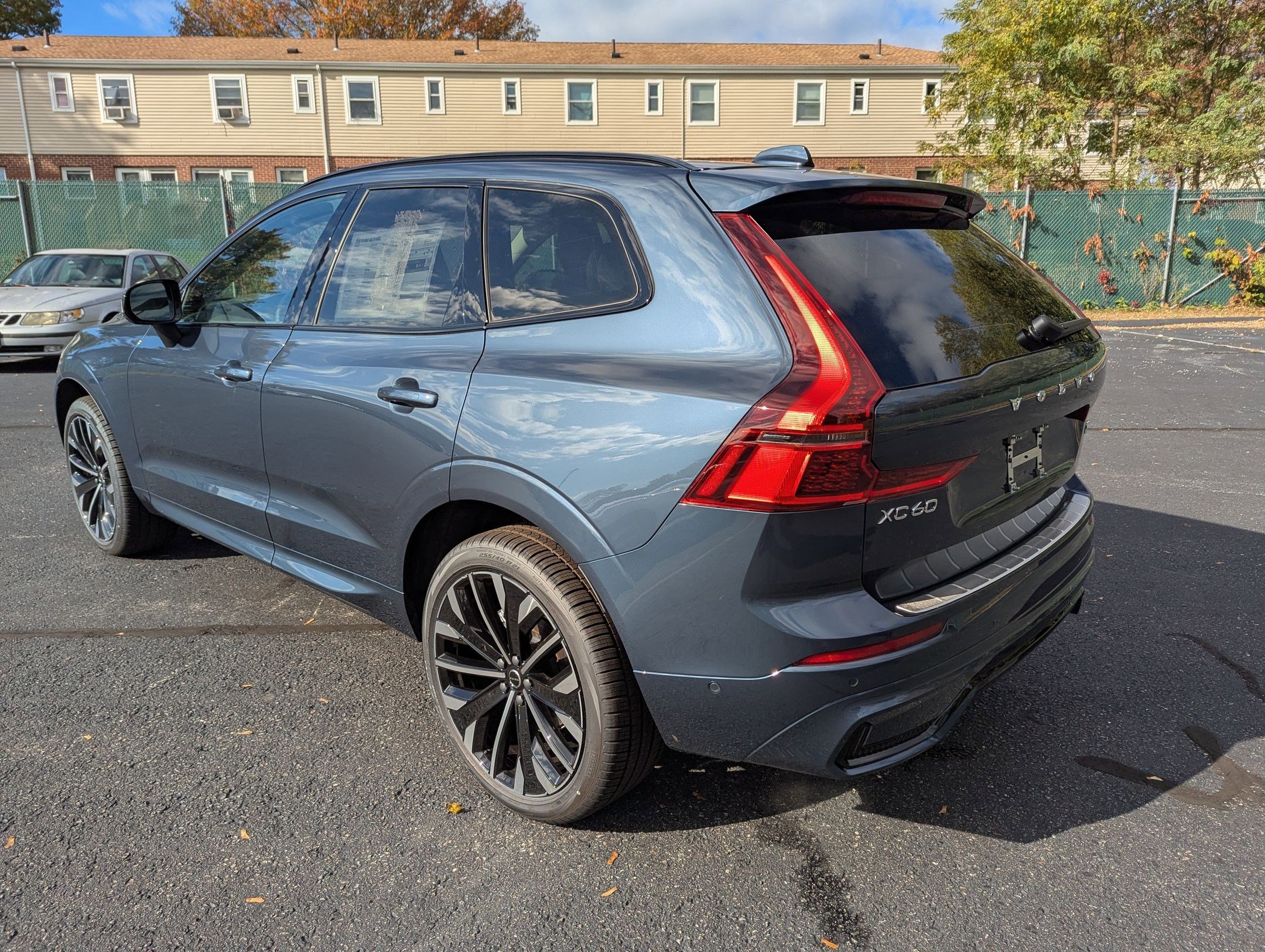 New 2026 Volvo XC60 B5 Ultra w/ Protection Package Premier image 5