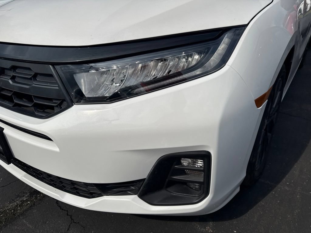 Used 2025 Honda Odyssey Sport-L image 8
