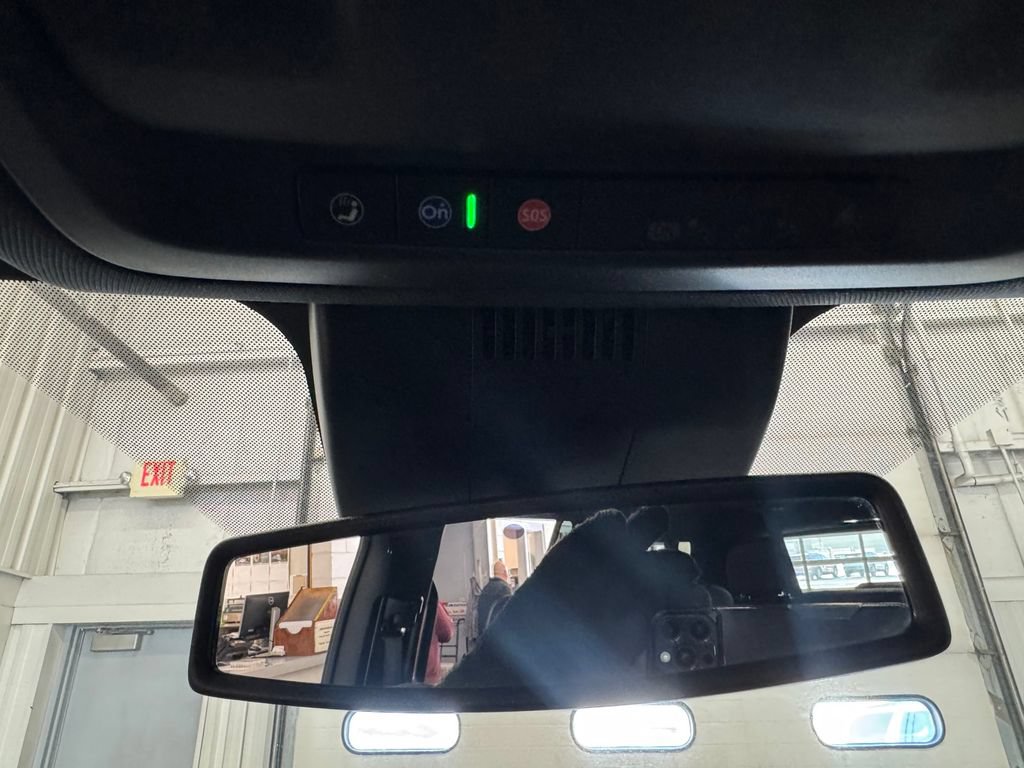 Used 2023 Chevrolet Suburban Z71 AWD/4WD image 36