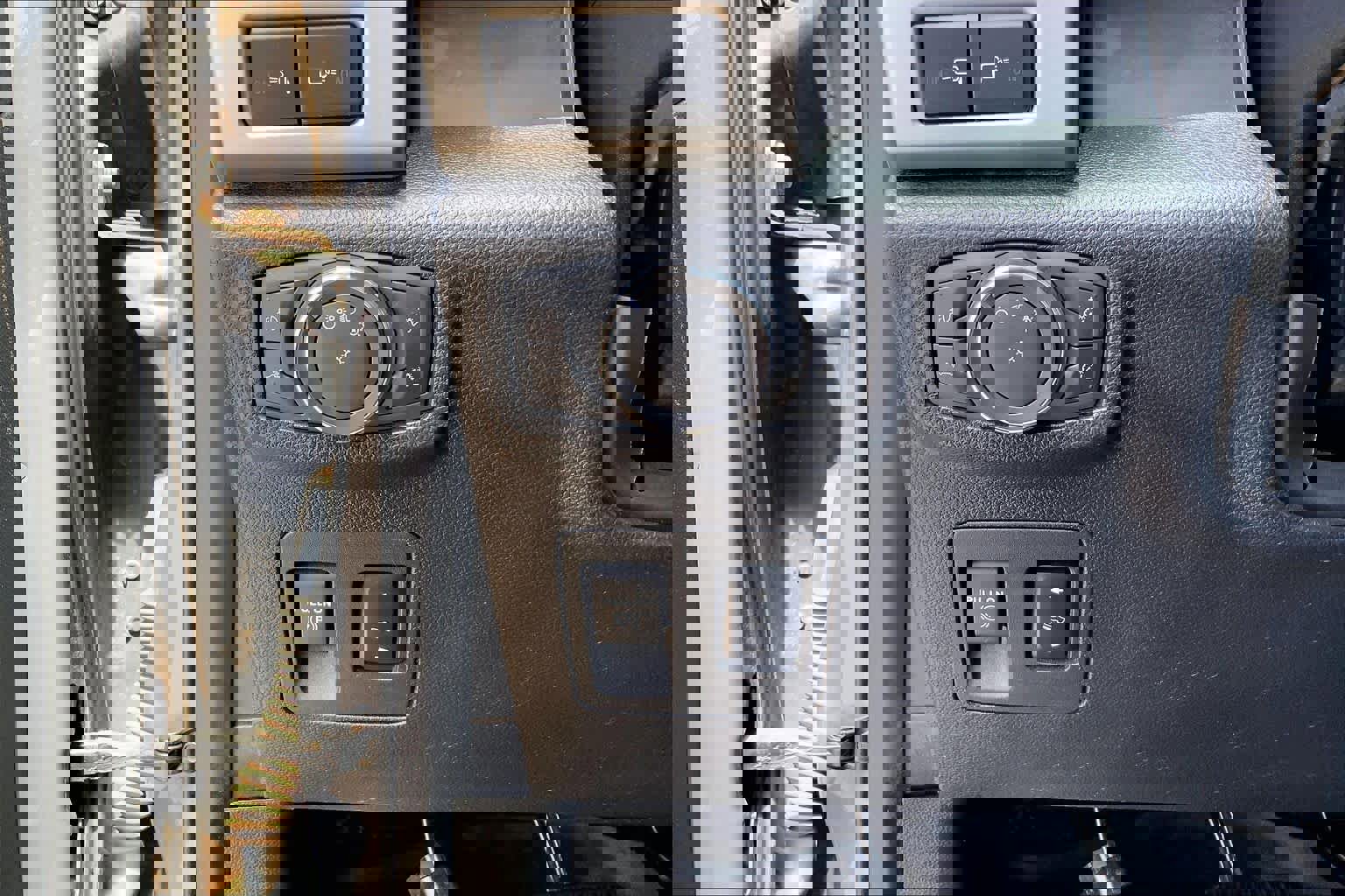 Used 2018 Ford F150 Lariat AWD/4WD image 34