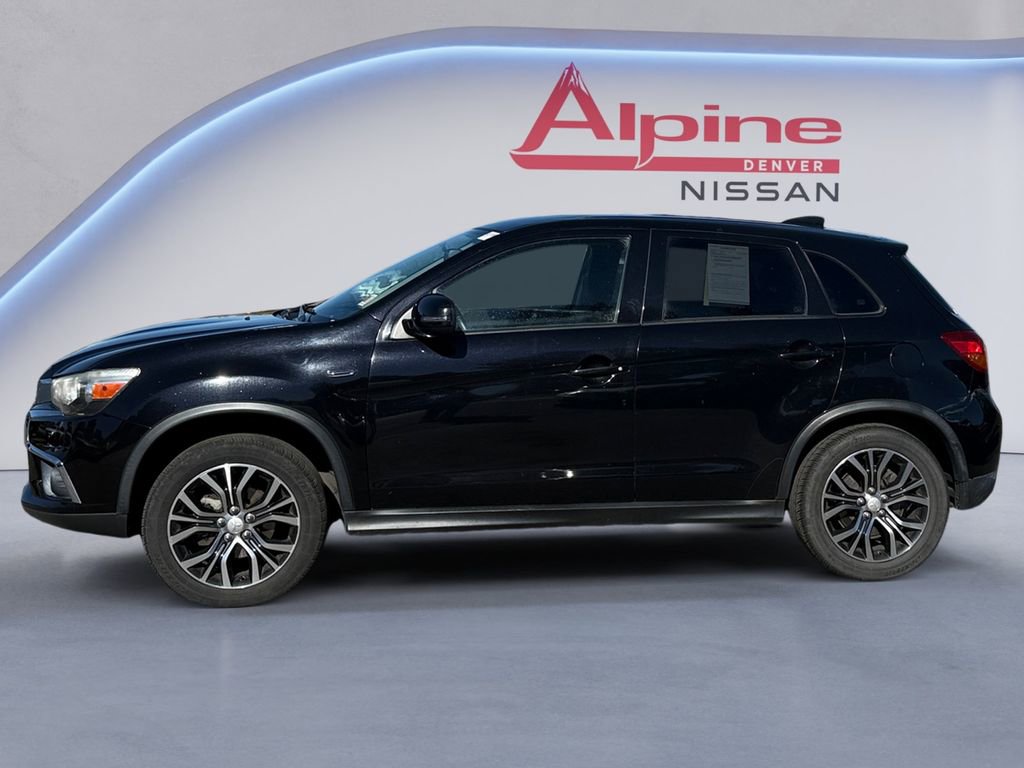 Used 2017 Mitsubishi Outlander Sport ES image 2