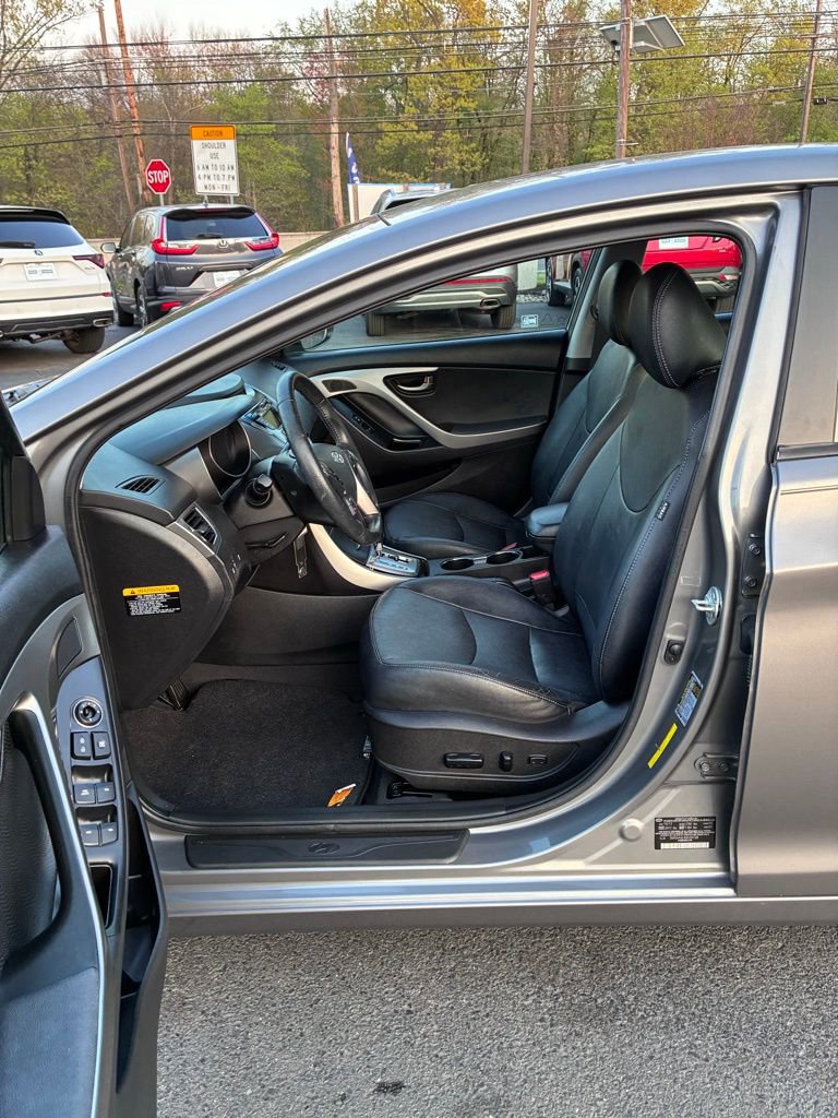 Used 2013 Hyundai Elantra Limited FWD image 21