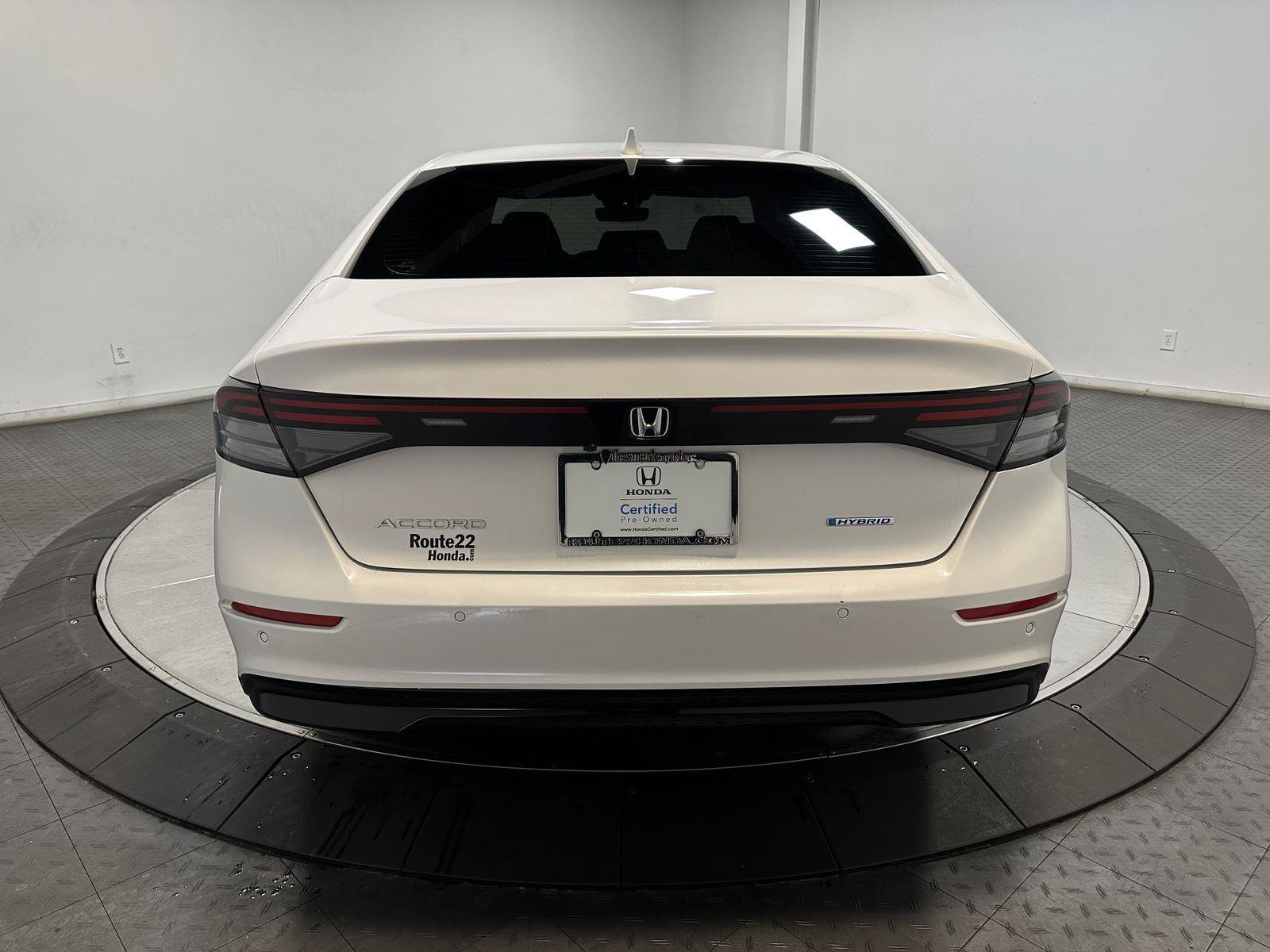 Used 2024 Honda Accord EX-L image 11
