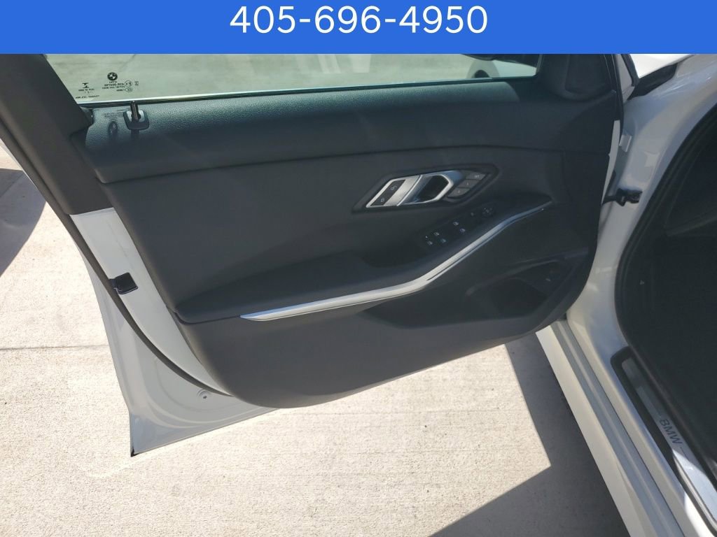 Used 2021 BMW 330i Sedan w/ Convenience Package image 15