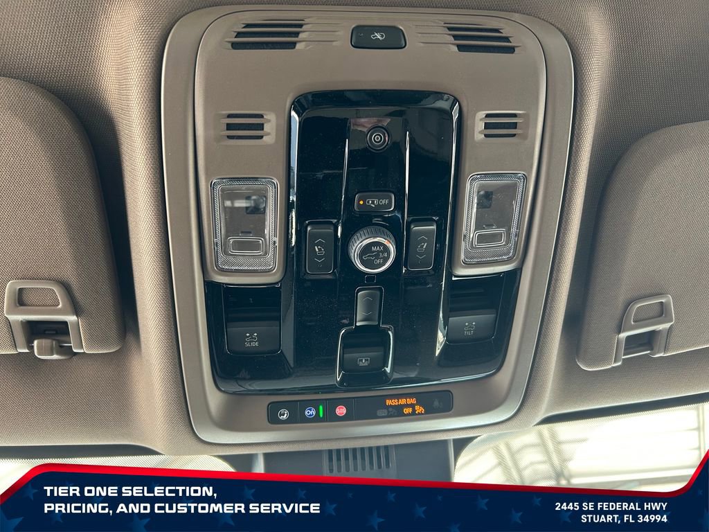 New 2026 GMC Yukon XL Denali w/ Denali Reserve Package AWD/4WD image 34