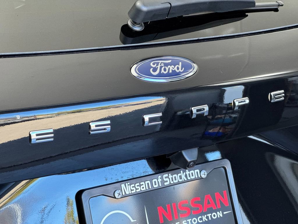 Used 2025 Ford Escape ST-Line AWD/4WD image 25