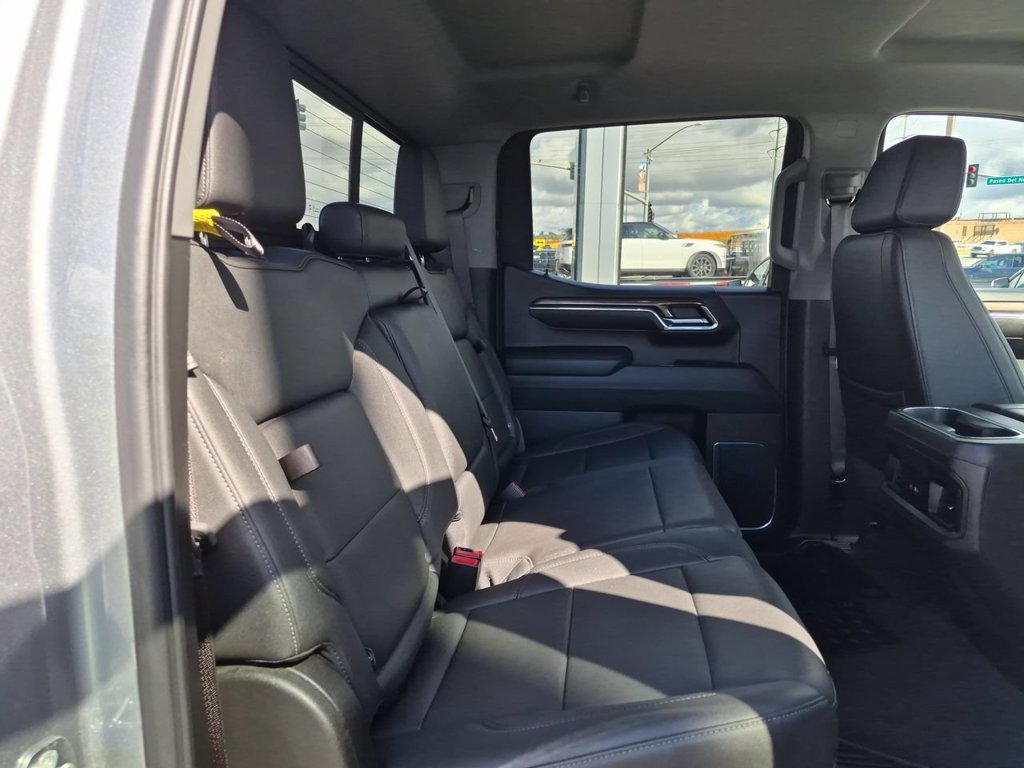 Used 2024 Chevrolet Silverado 1500 RST w/ Convenience Package II AWD/4WD image 27