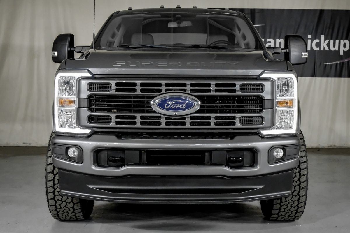 Used 2023 Ford F250 XLT w/ 360-Degree Camera Package AWD/4WD image 3