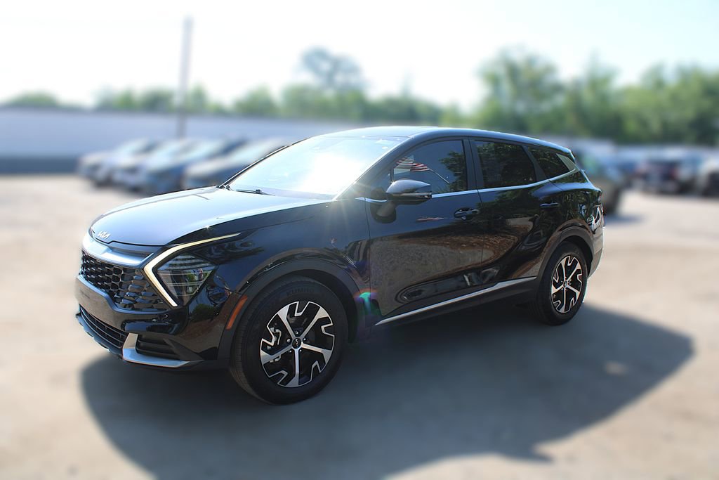 Used 2024 Kia Sportage EX image 13