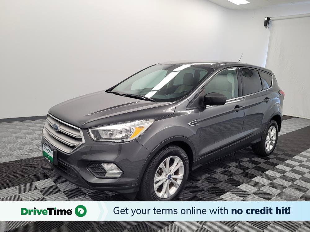 Used 2019 Ford Escape SE FWD image 1