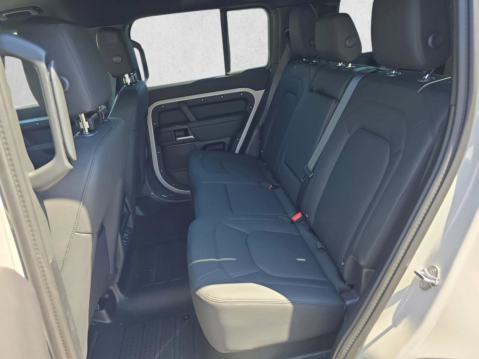 New 2026 Land Rover Defender 110 S AWD/4WD image 14