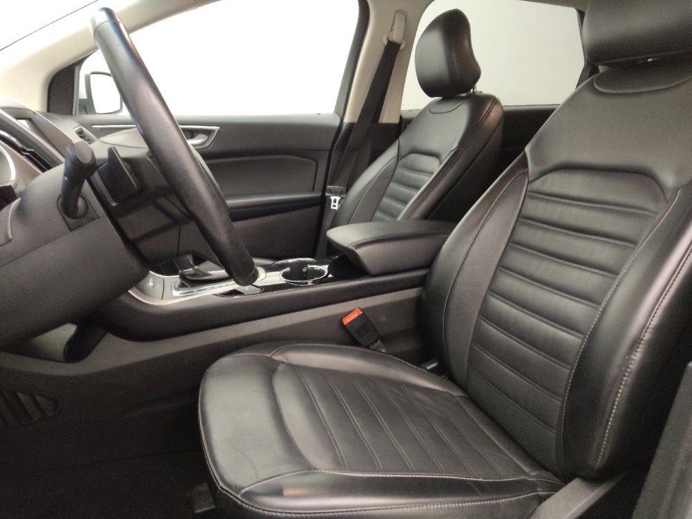 Used 2017 Ford Edge SEL w/ Equipment Group 201A AWD/4WD image 17