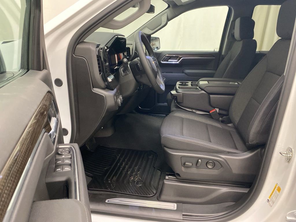 New 2026 Chevrolet Silverado 1500 LT image 14