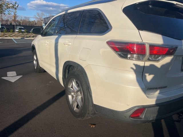 Used 2015 Toyota Highlander Limited image 7