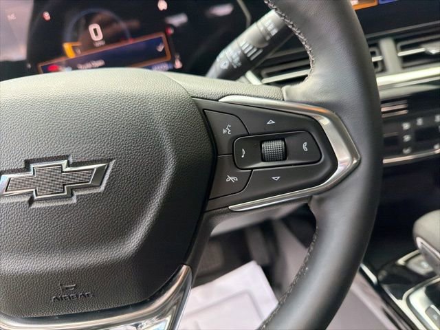 Used 2025 Chevrolet Trax ACTIV FWD image 24