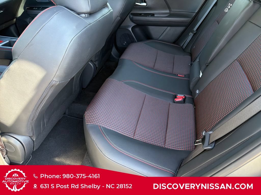 Certified 2026 Nissan Kicks SR FWD image 28