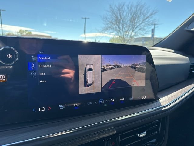 Used 2026 Chevrolet Tahoe Z71 w/ Comfort Package image 35