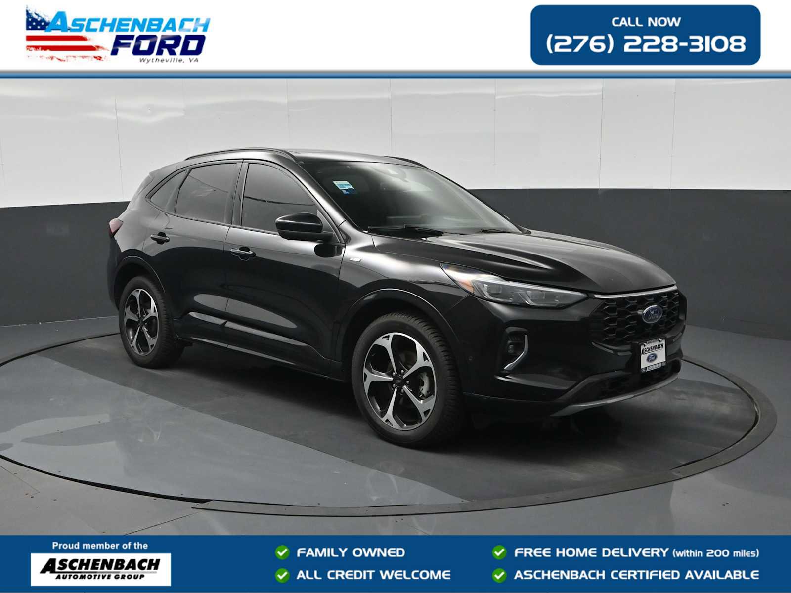 Used 2023 Ford Escape ST-Line Elite w/ Premium Technology Package AWD/4WD image 1