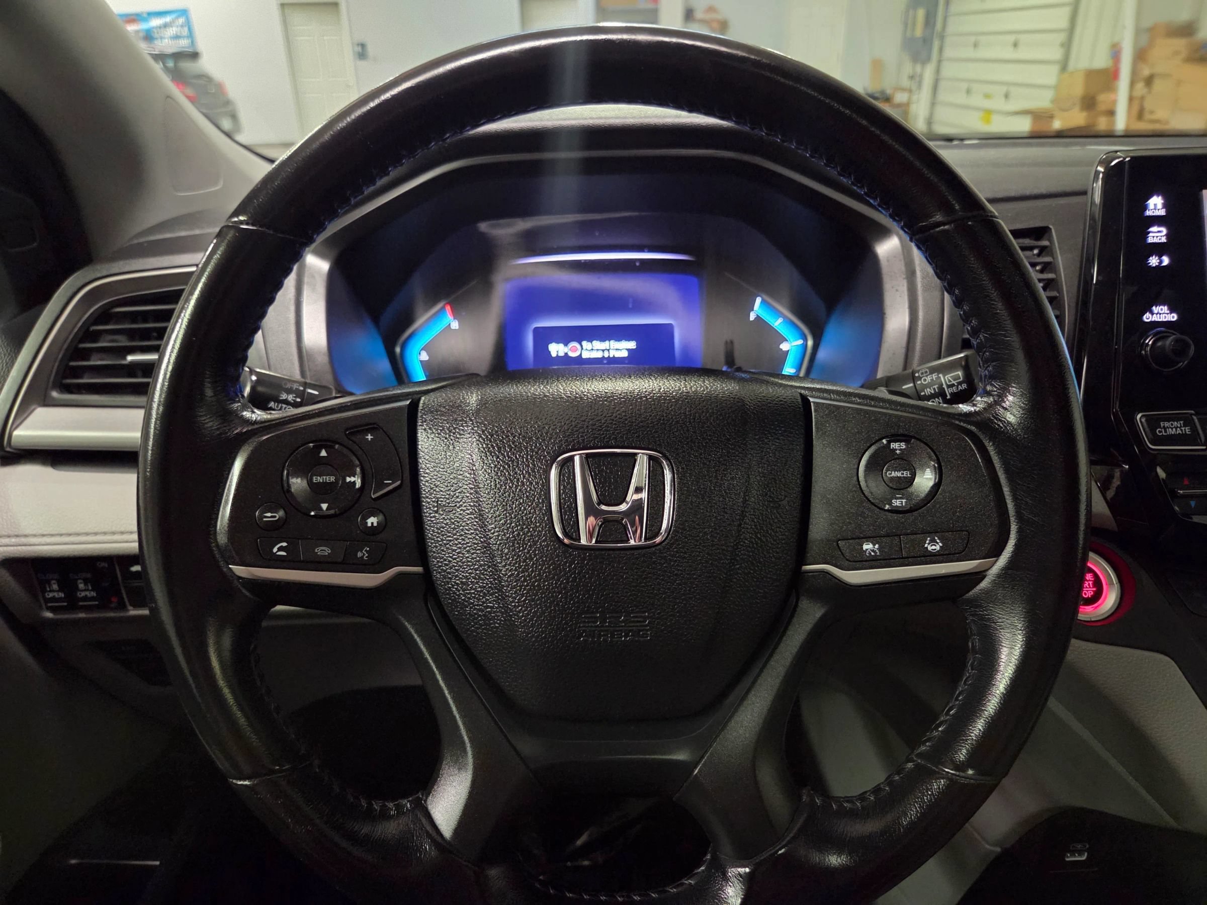 Used 2023 Honda Odyssey EX-L image 17