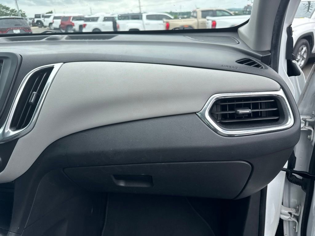 Used 2019 Chevrolet Equinox LS FWD image 19