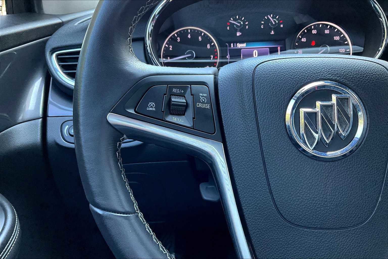 Used 2022 Buick Encore Preferred w/ Safety Package image 19