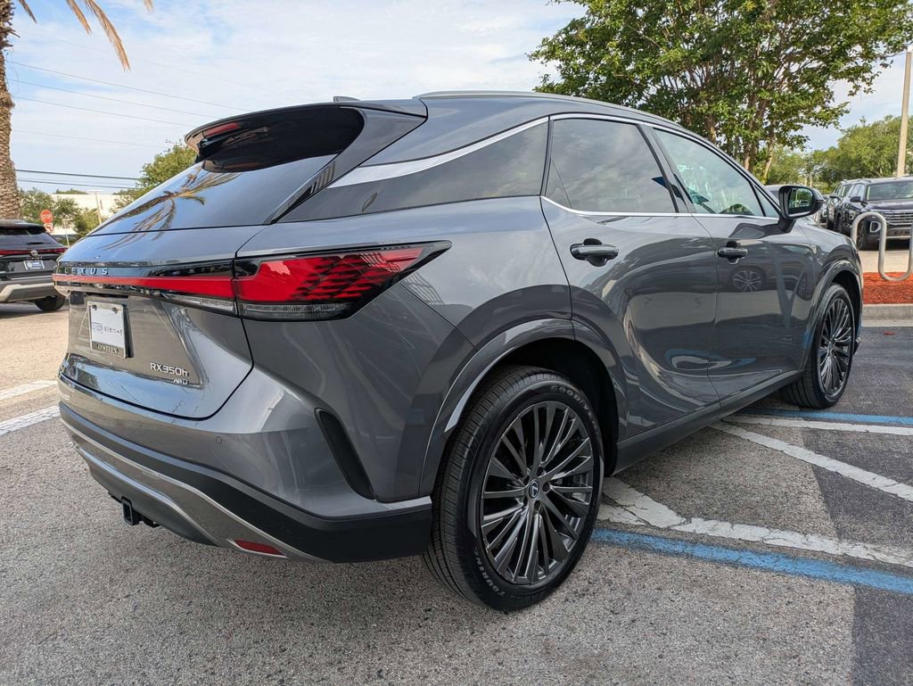 Used 2023 Lexus RX 350 w/ Accessory Package (2T) AWD/4WD image 6
