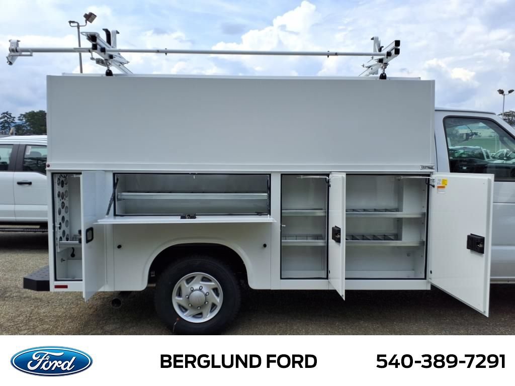 New 2025 Ford E-350 and Econoline 350 Super Duty w/ Power Equipment Group RWD image 8