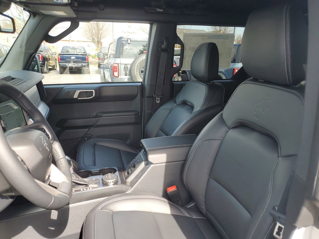 New 2026 Ford Bronco Outer Banks image 7