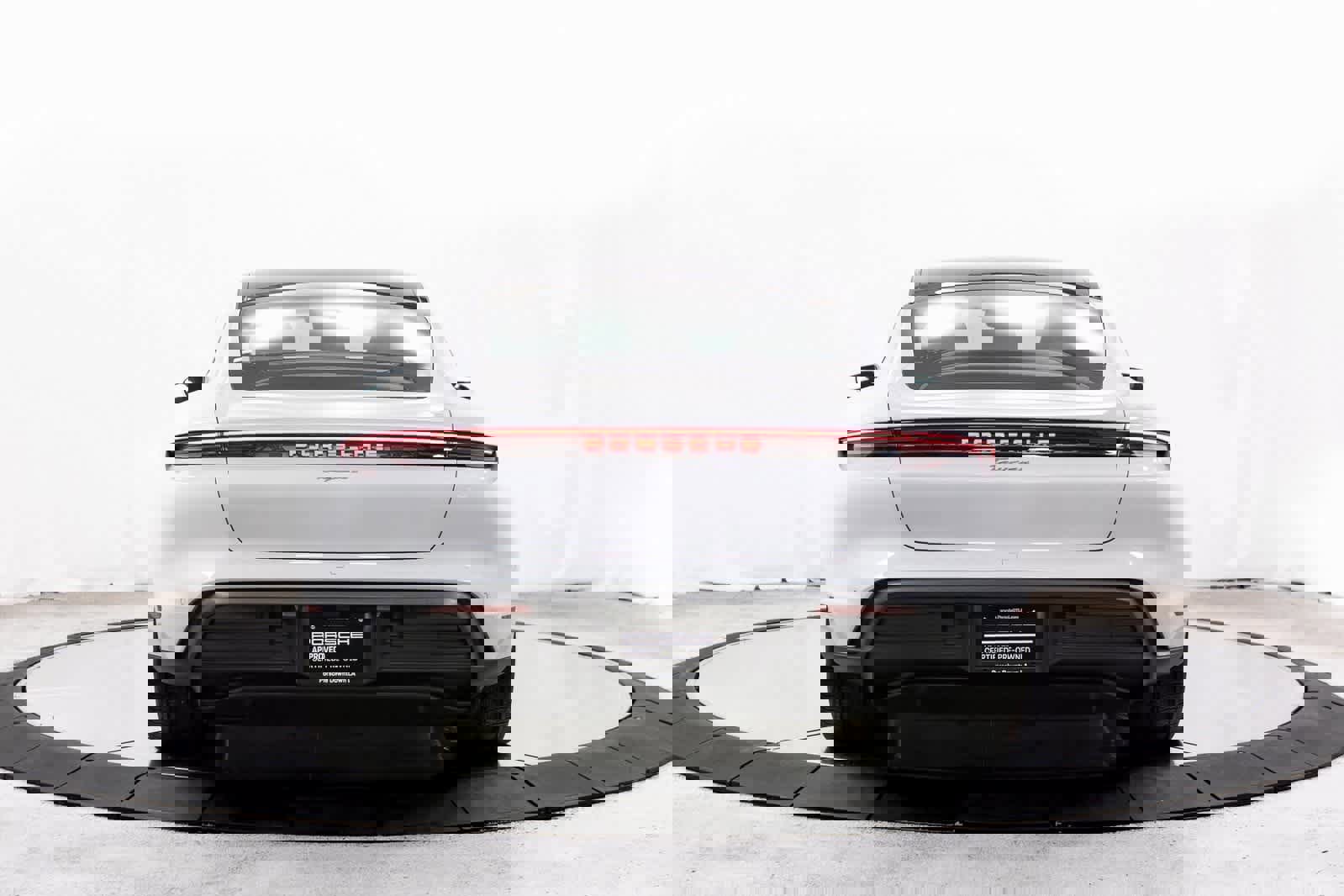 Certified 2025 Porsche Taycan image 6