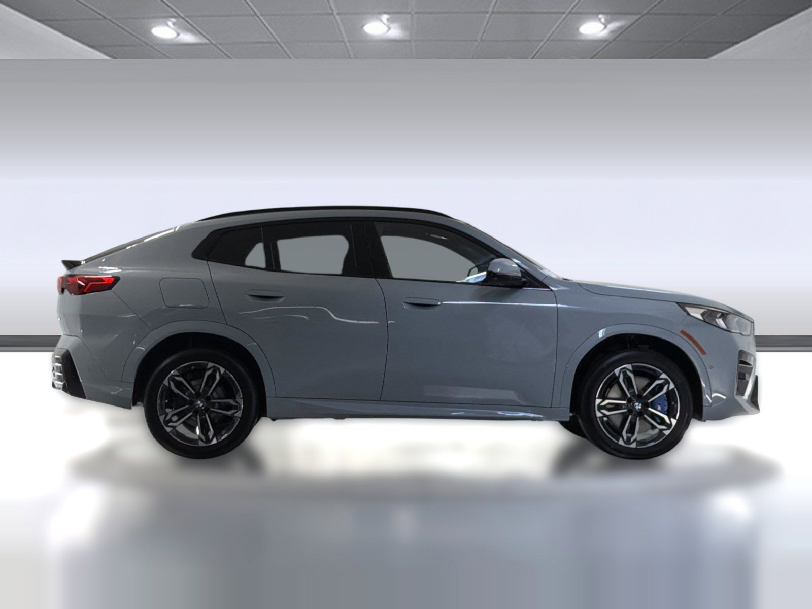 New 2026 BMW X2 xDrive28i w/ Technology Package AWD/4WD image 8