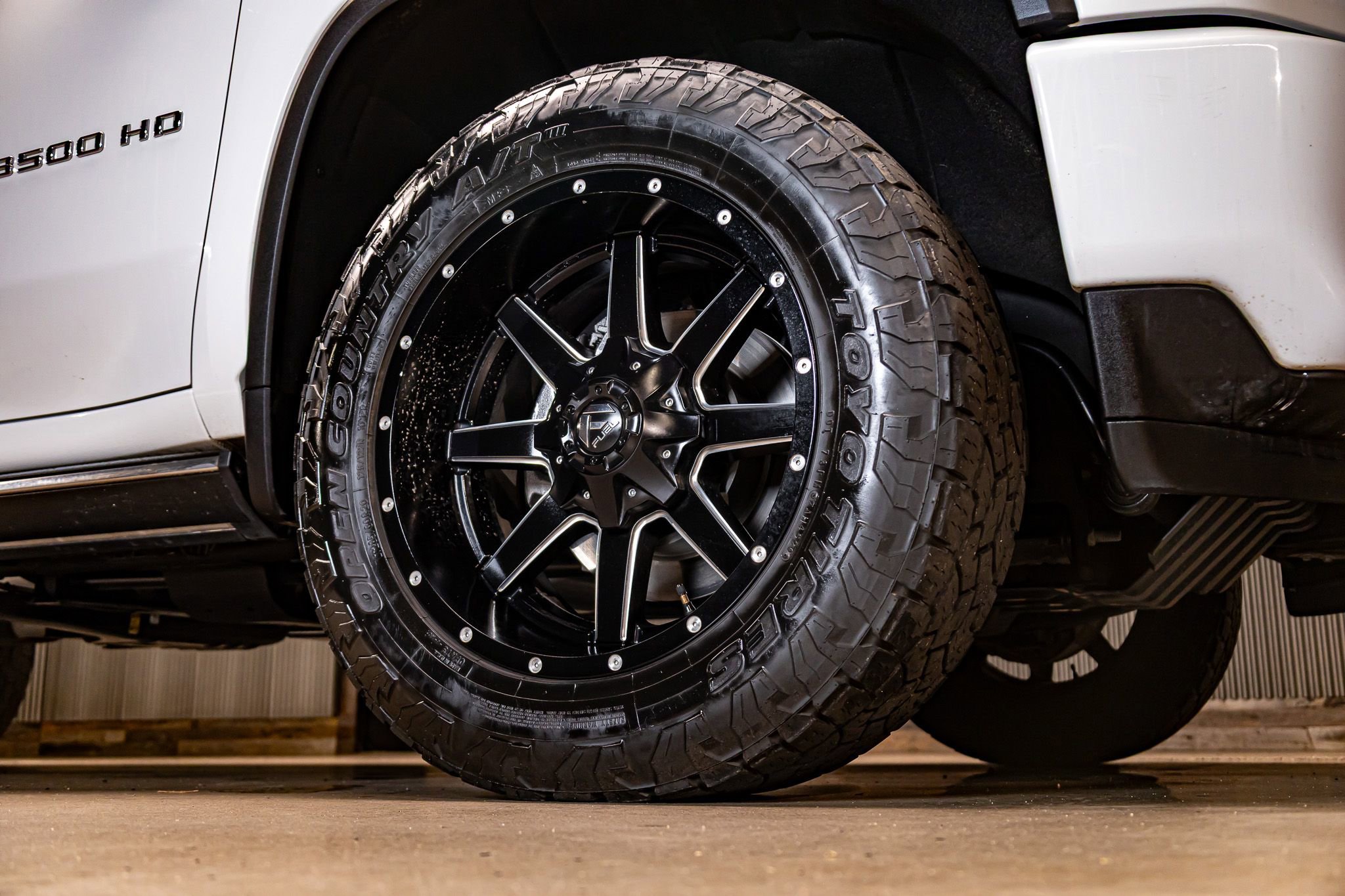 Used 2023 Chevrolet Silverado 3500 High Country w/ Z71 Off-Road Package image 11