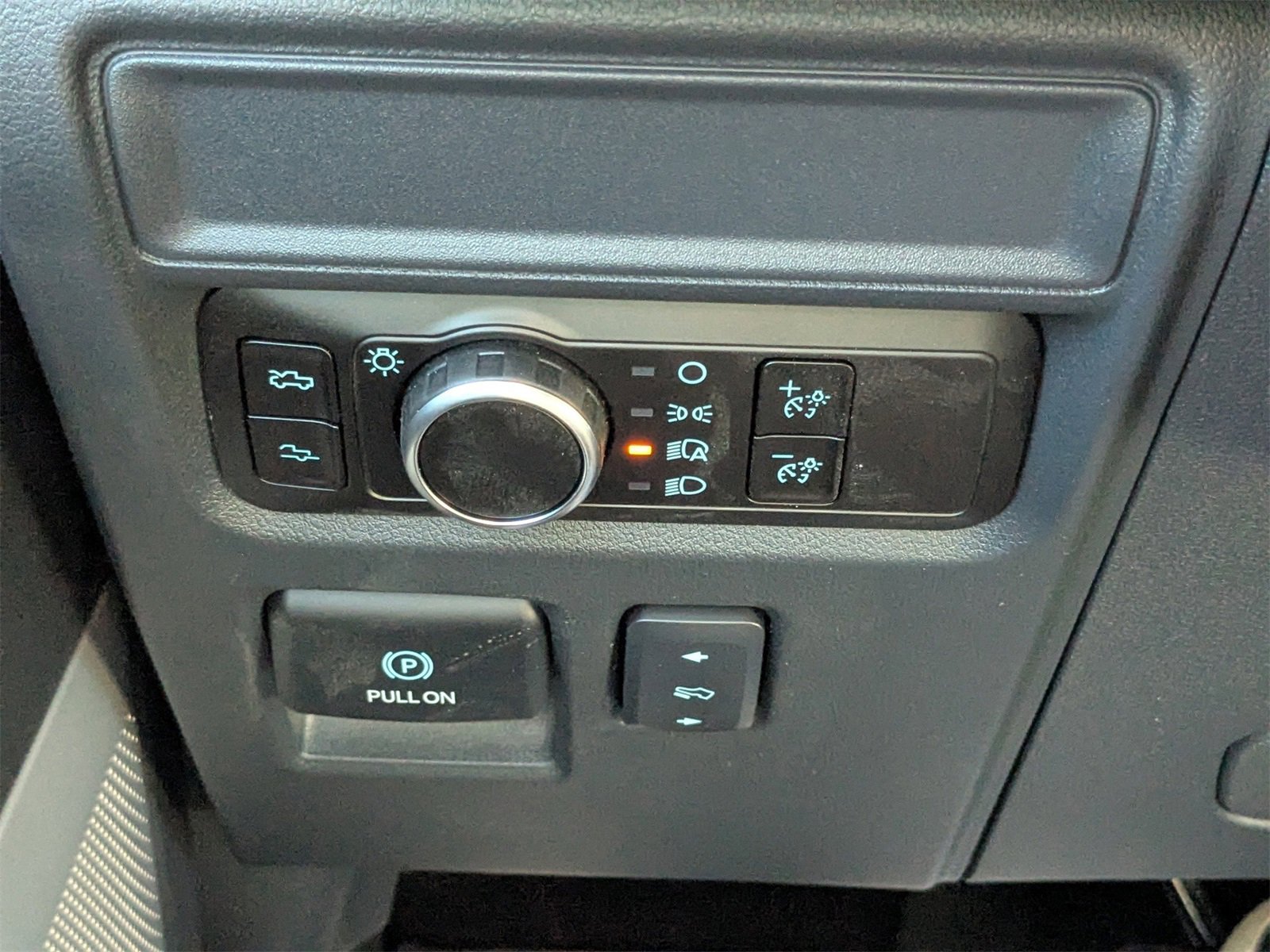 New 2025 Ford F150 Lightning Platinum image 26