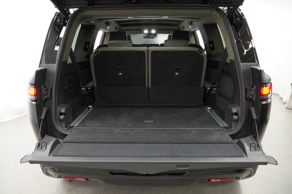 Used 2023 Rivian R1S Launch Edition AWD/4WD image 44