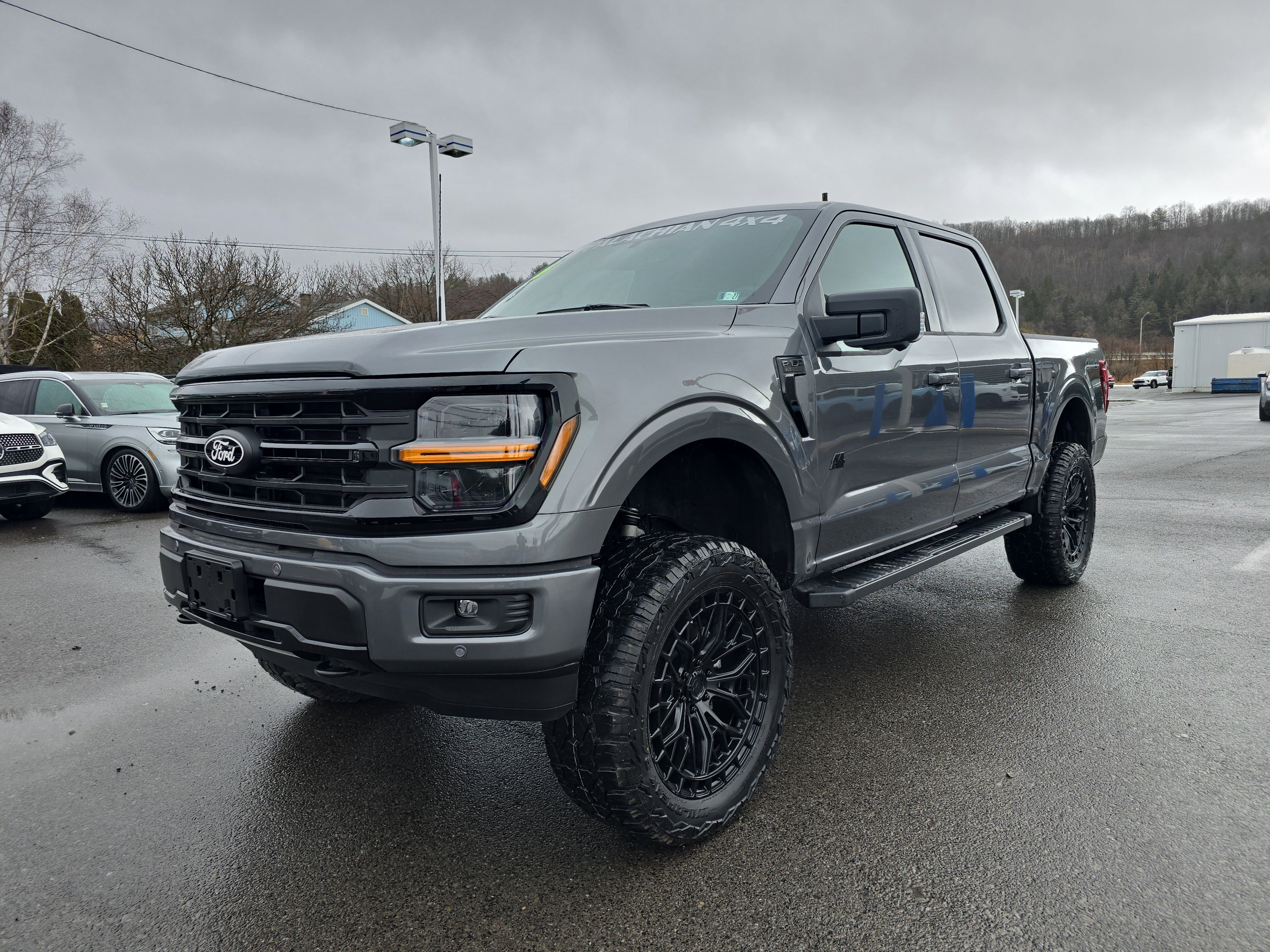 New 2026 Ford F150 XLT w/ Equipment Group 302A MID image 8