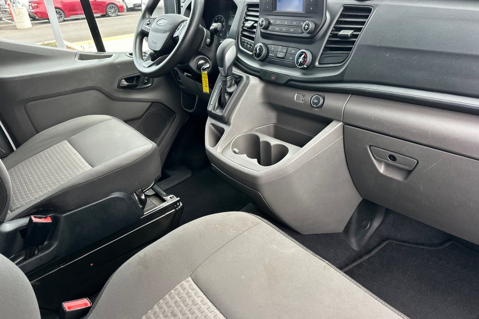 Used 2021 Ford Transit 350 XLT image 17