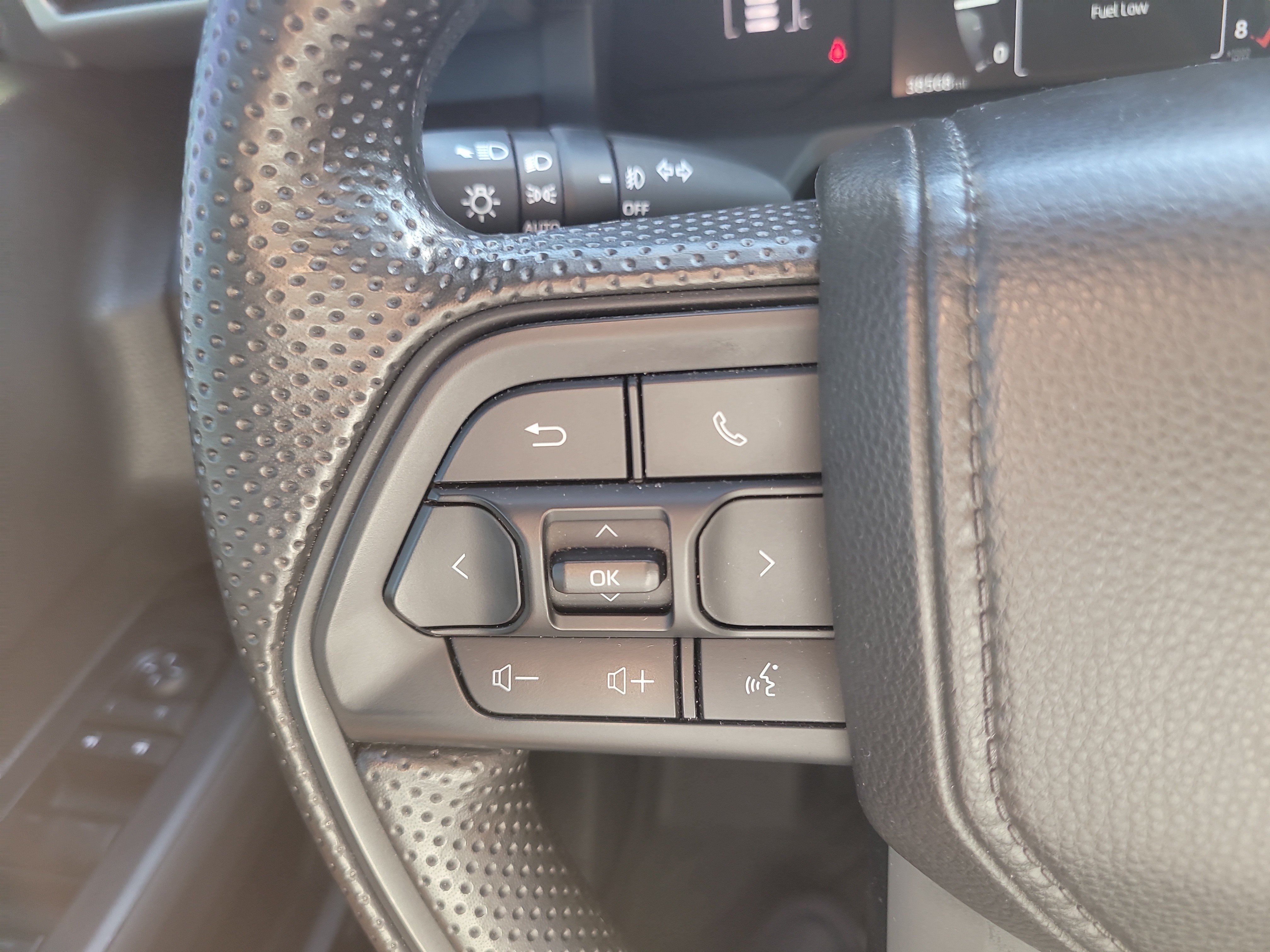 Certified 2024 Toyota Tacoma SR5 RWD image 29