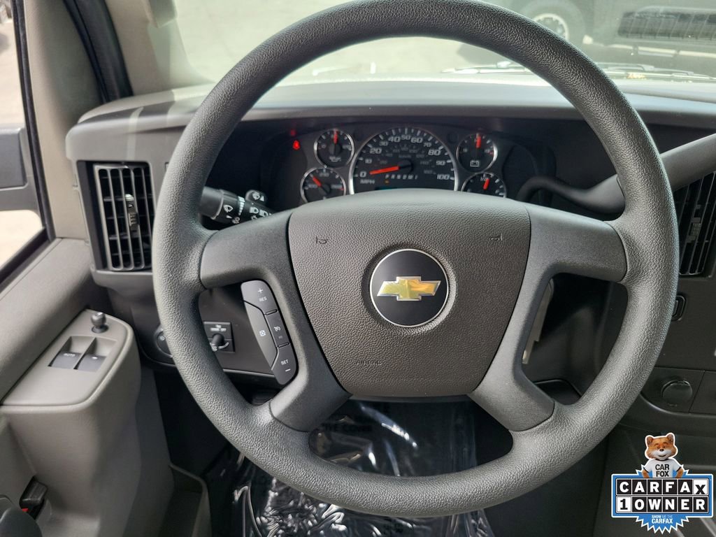 Used 2025 Chevrolet Express 3500 LT w/ LT Preferred Equipment Group RWD image 21