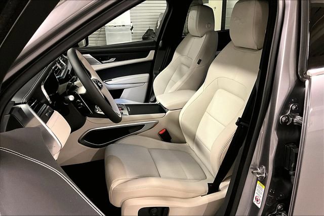 New 2026 Jaguar F-PACE R-Dynamic S image 8