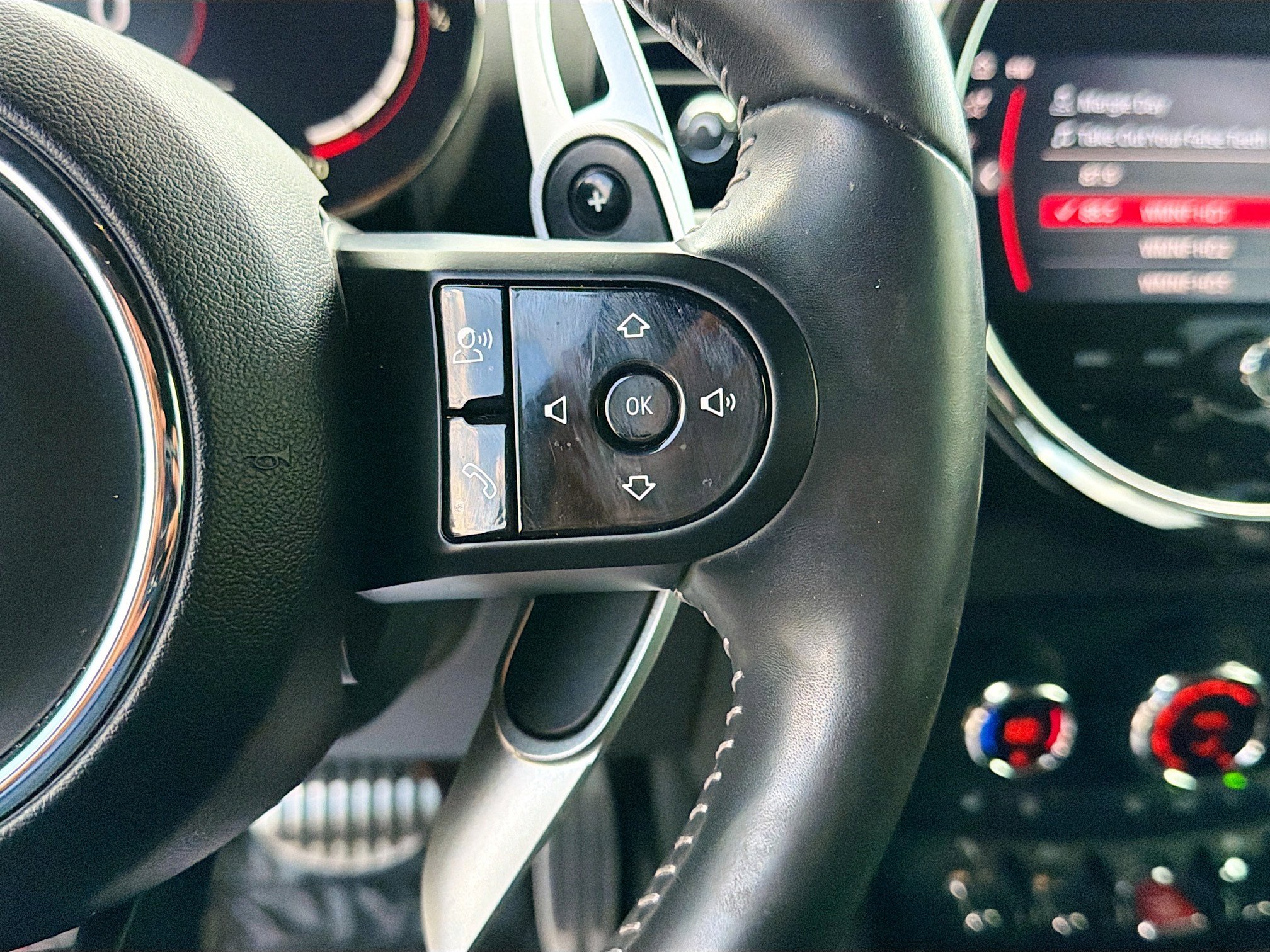 Used 2022 MINI Cooper Clubman John Cooper Works AWD/4WD image 37