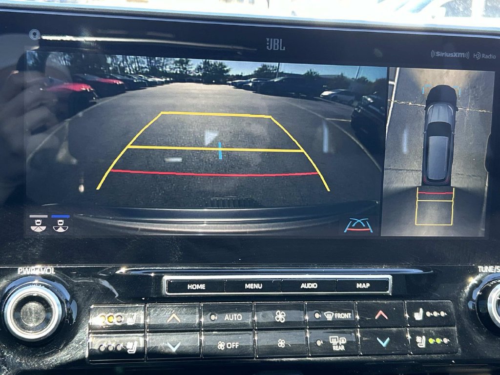 Used 2021 Toyota Highlander Limited FWD image 40