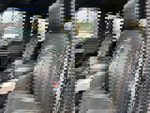 Used 2019 Ford F250 Platinum w/ Platinum Ultimate Package image 3