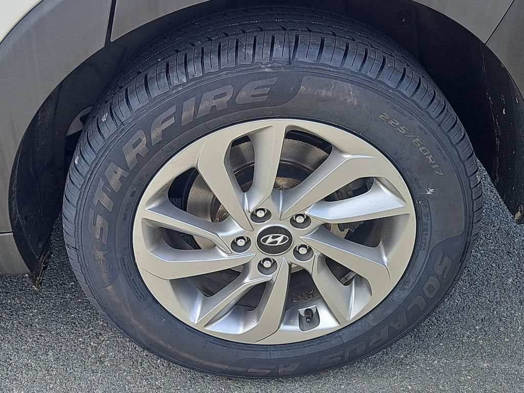 Used 2018 Hyundai Tucson SE AWD/4WD image 8