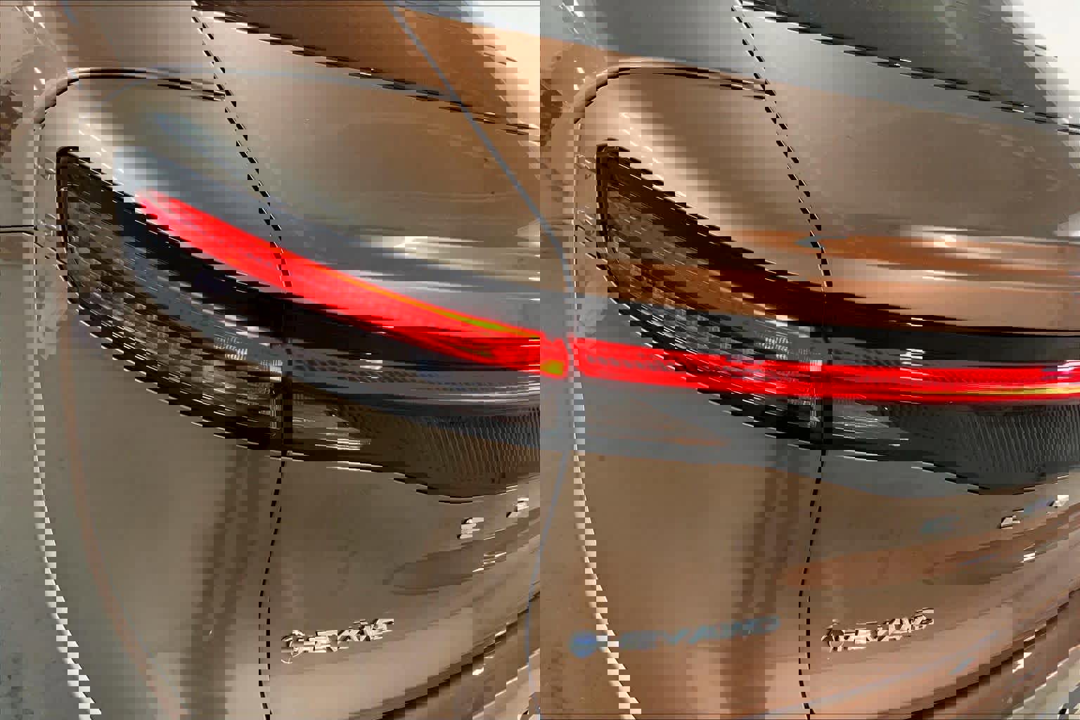 Used 2025 Toyota Crown Limited w/ Advanced Technology Package AWD/4WD image 28