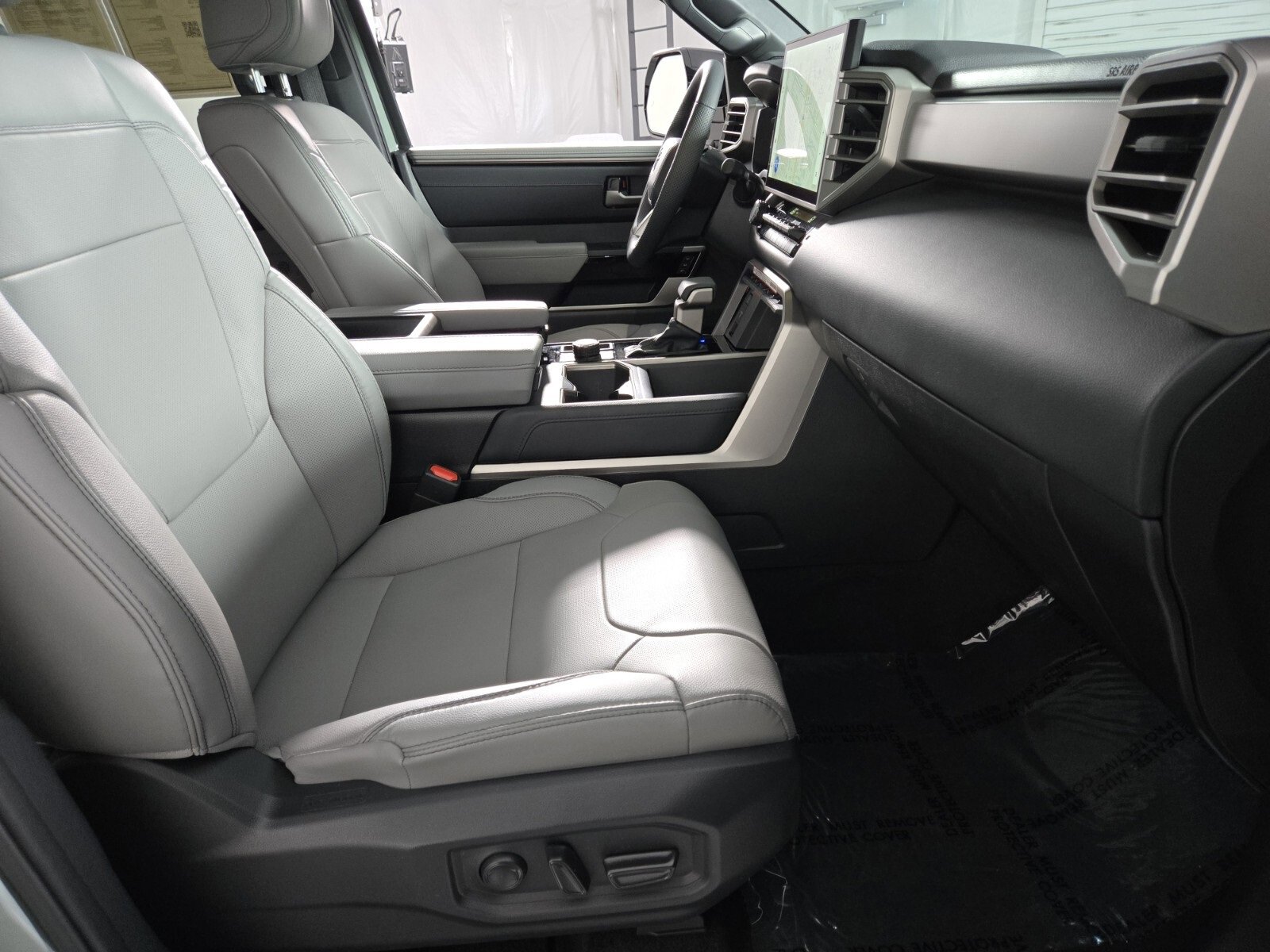 Used 2026 Toyota Tundra Limited image 16