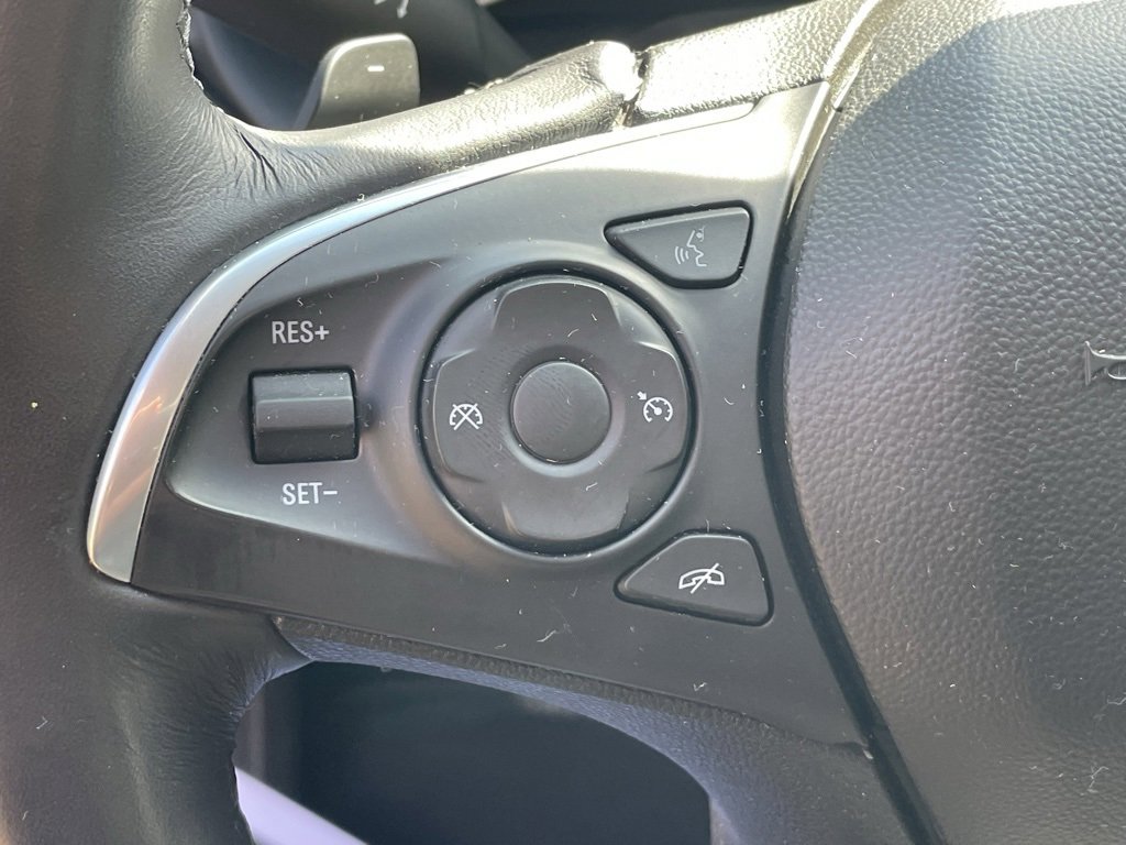 Certified 2019 Buick LaCrosse Essence w/ Sights and Sounds Package image 24