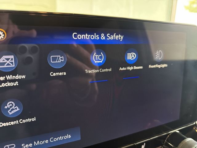 Certified 2024 Chevrolet Colorado Z71 w/ Z71 Convenience Package 2 image 28